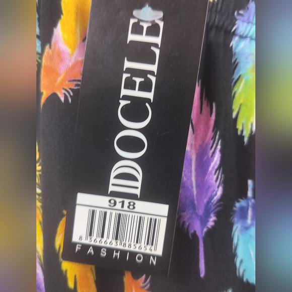 Women's Leggings  Multi Colored Print By Docele Size:One Size [0-12] NWT - Picture 2 of 8